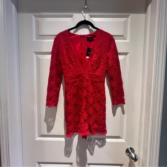 Topshop All-Over Lace Playsuit NWT (XS) - Picture 2 of 11